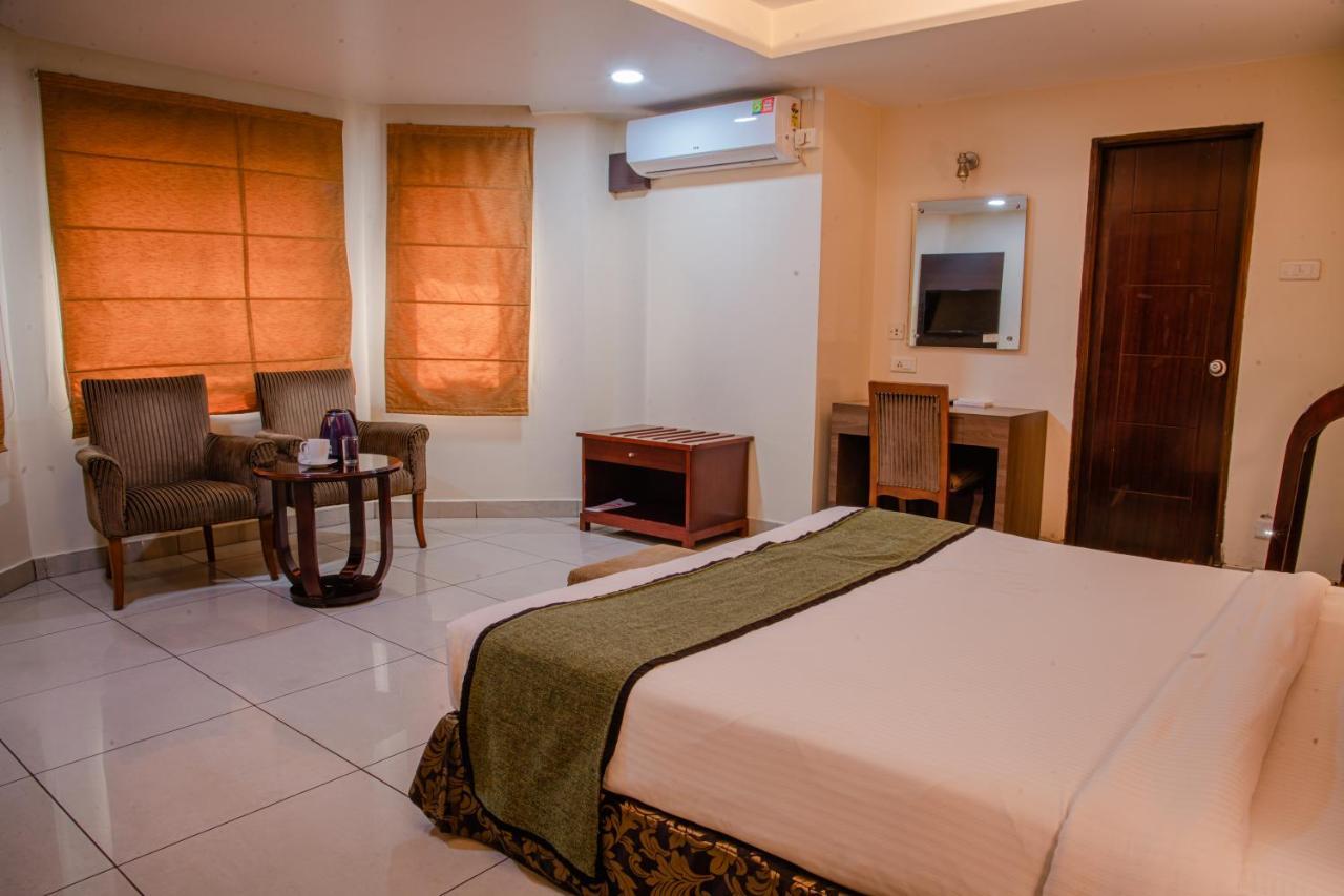 Hotel Gateway Grandeur Guwahati Exterior foto