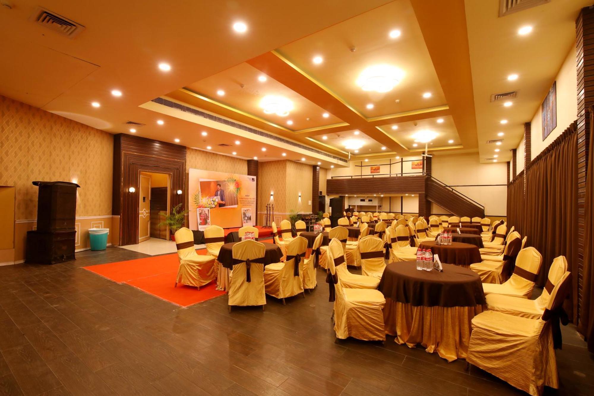 Hotel Gateway Grandeur Guwahati Exterior foto